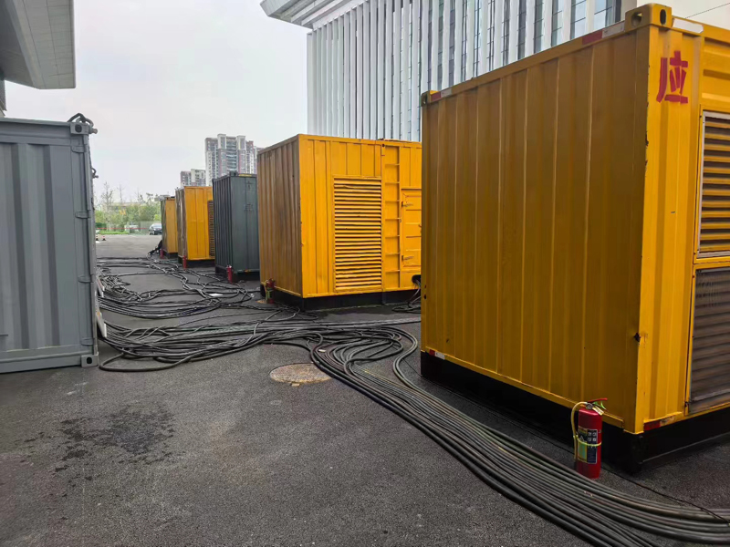 杨林街道不同季节柴油发电机组保养有哪些注意事项？